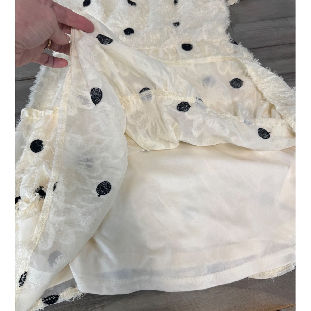 NWT Polka Dot Eyelash Fringe Cream Tiered Dress V-Neck Puff Sleeve Cream Med 6 8 - Picture 9 of 16